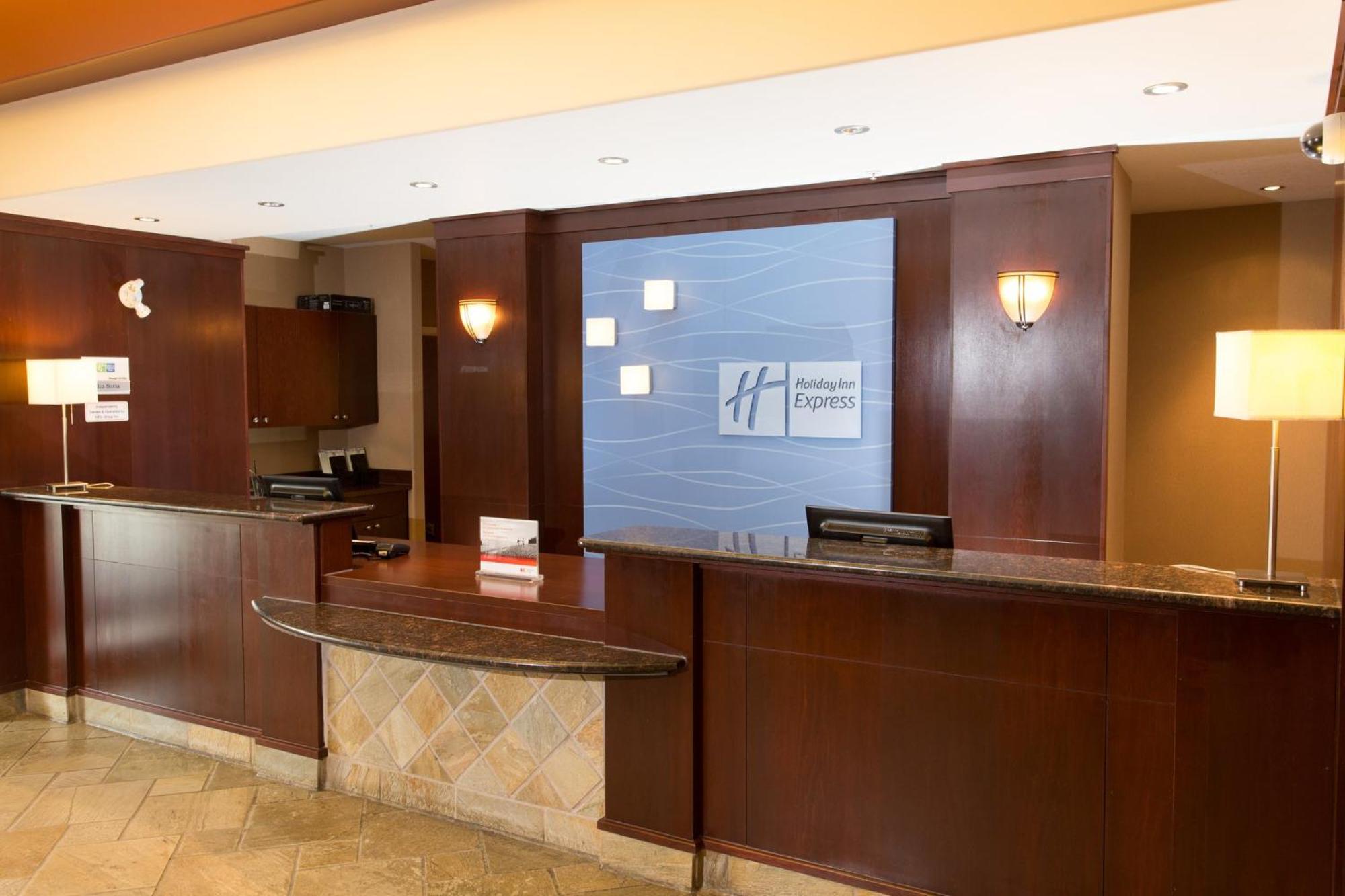Holiday Inn Express Hotel & Suites - Slave Lake By Ihg Exteriér fotografie