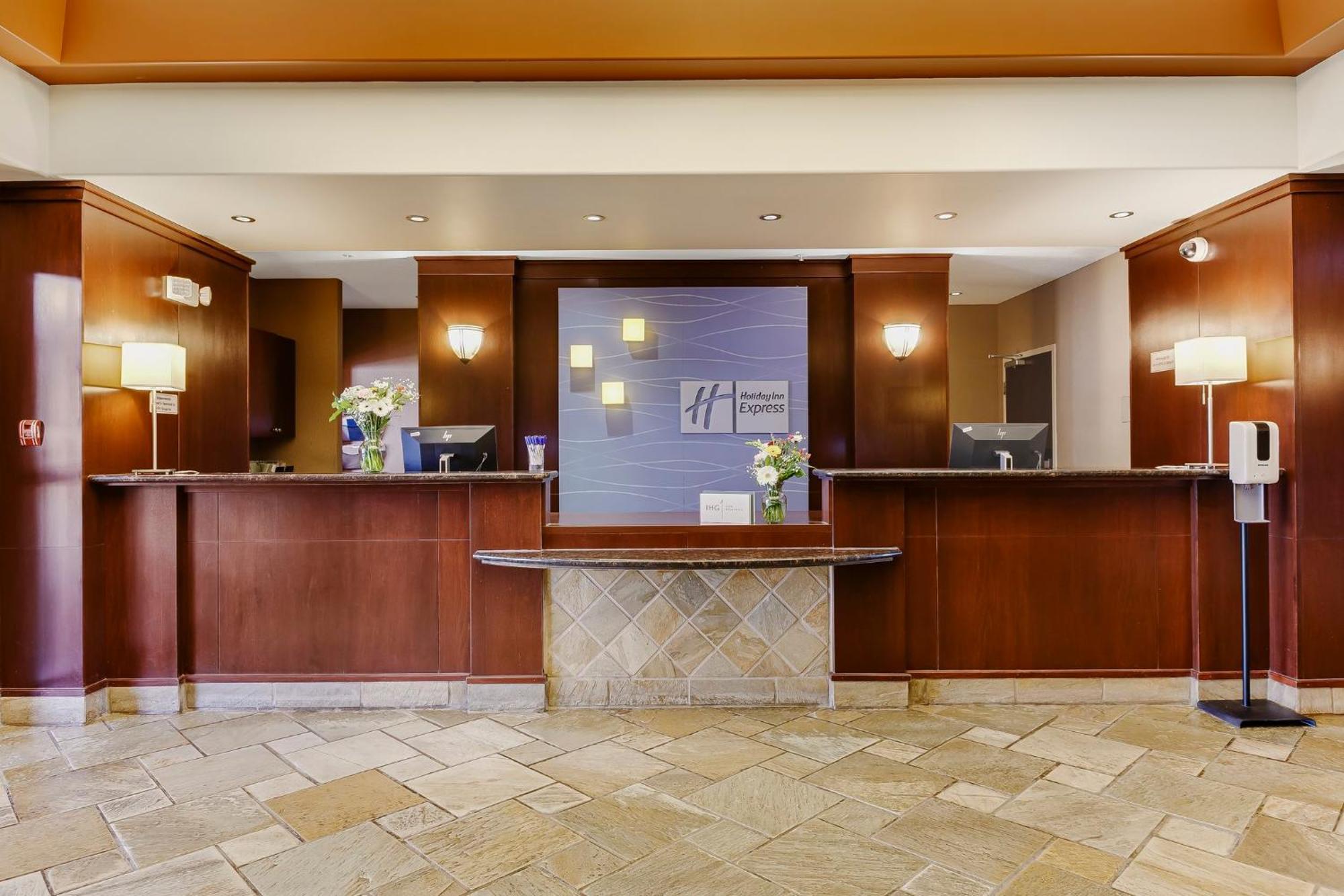 Holiday Inn Express Hotel & Suites - Slave Lake By Ihg Exteriér fotografie
