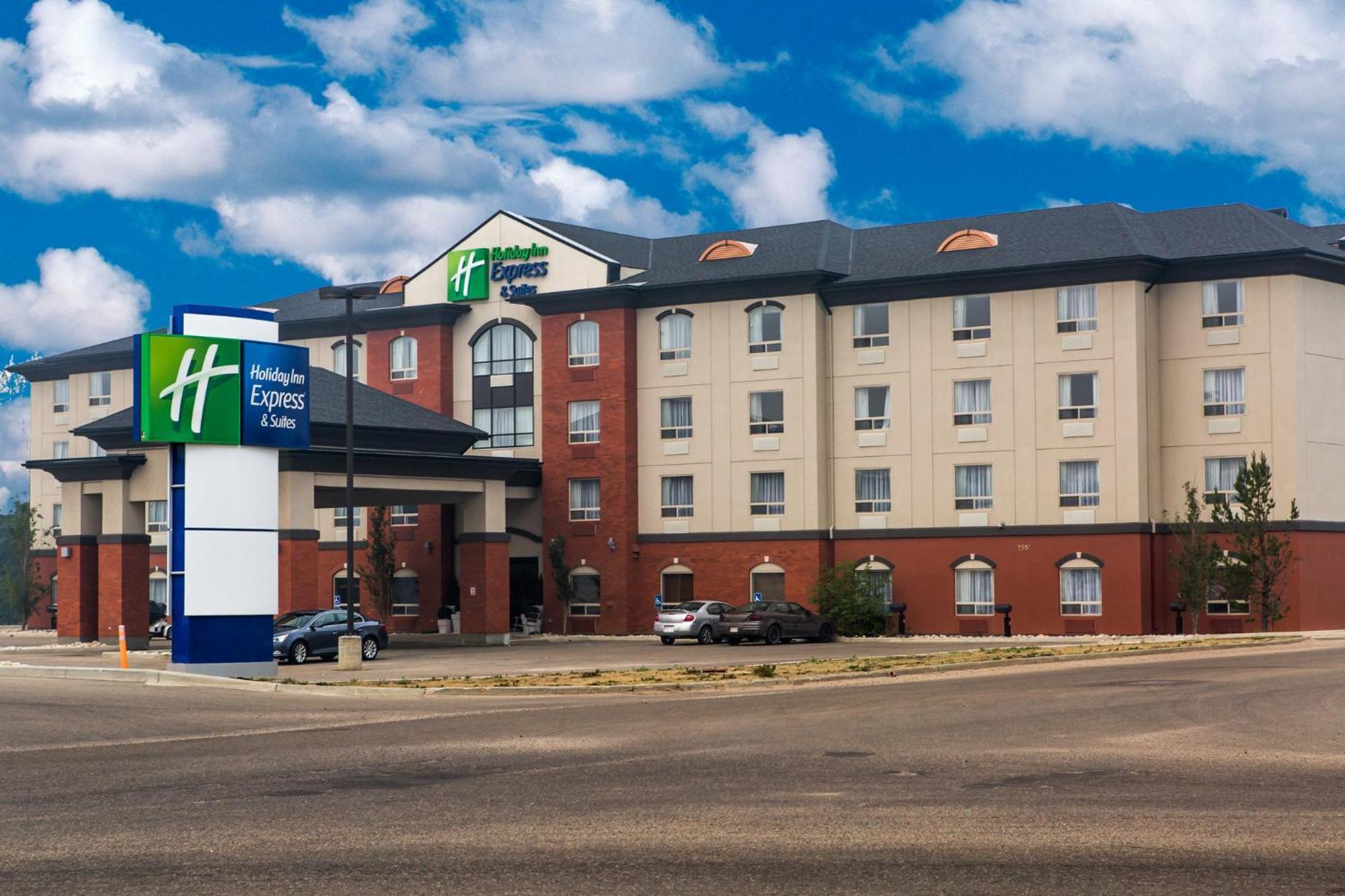 Holiday Inn Express Hotel & Suites - Slave Lake By Ihg Exteriér fotografie