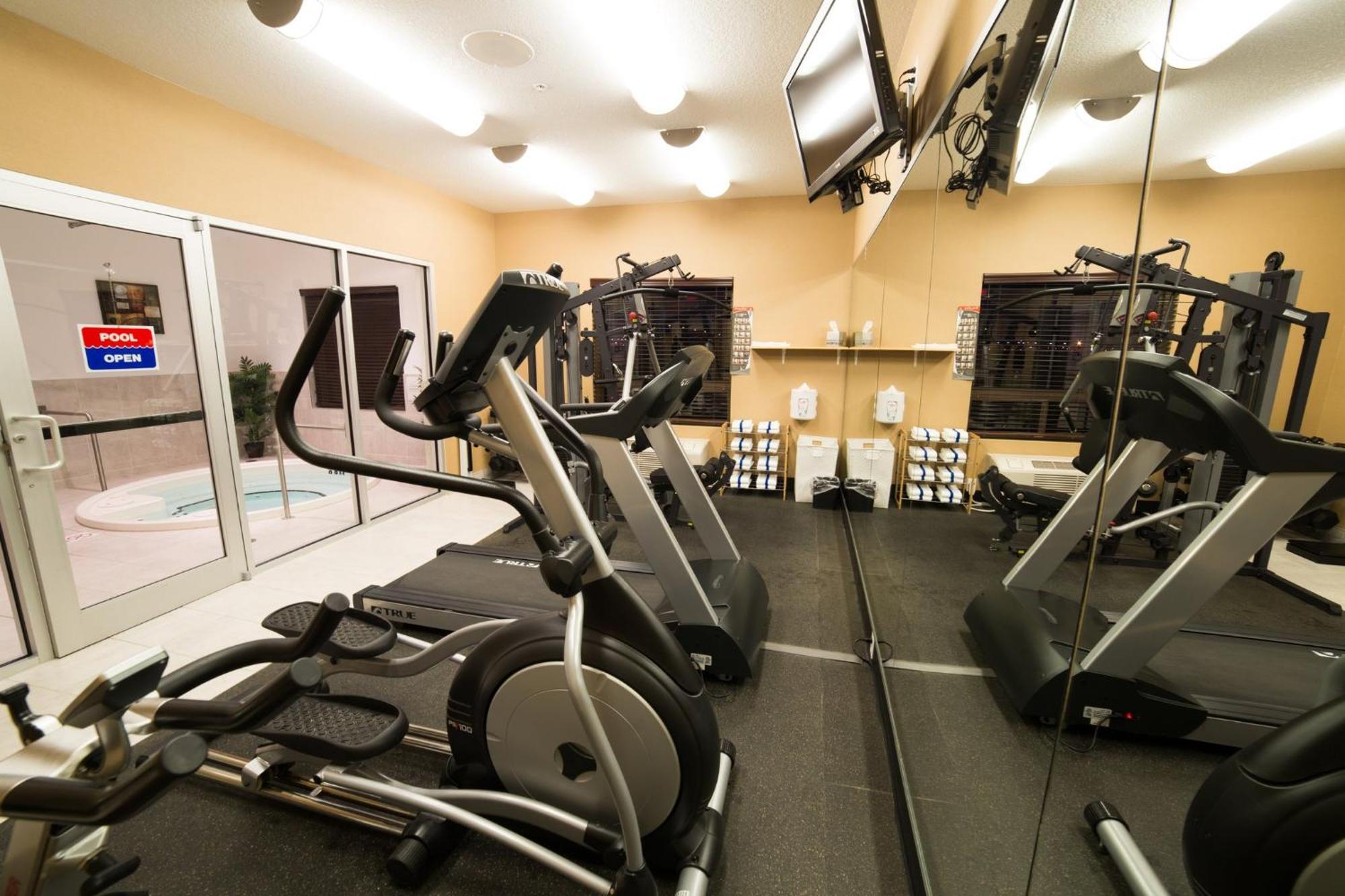 Holiday Inn Express Hotel & Suites - Slave Lake By Ihg Exteriér fotografie
