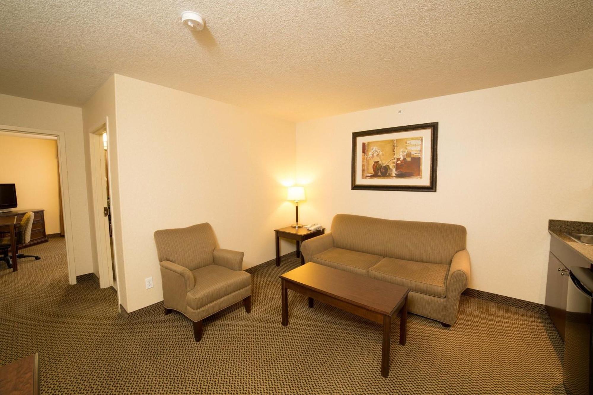 Holiday Inn Express Hotel & Suites - Slave Lake By Ihg Exteriér fotografie